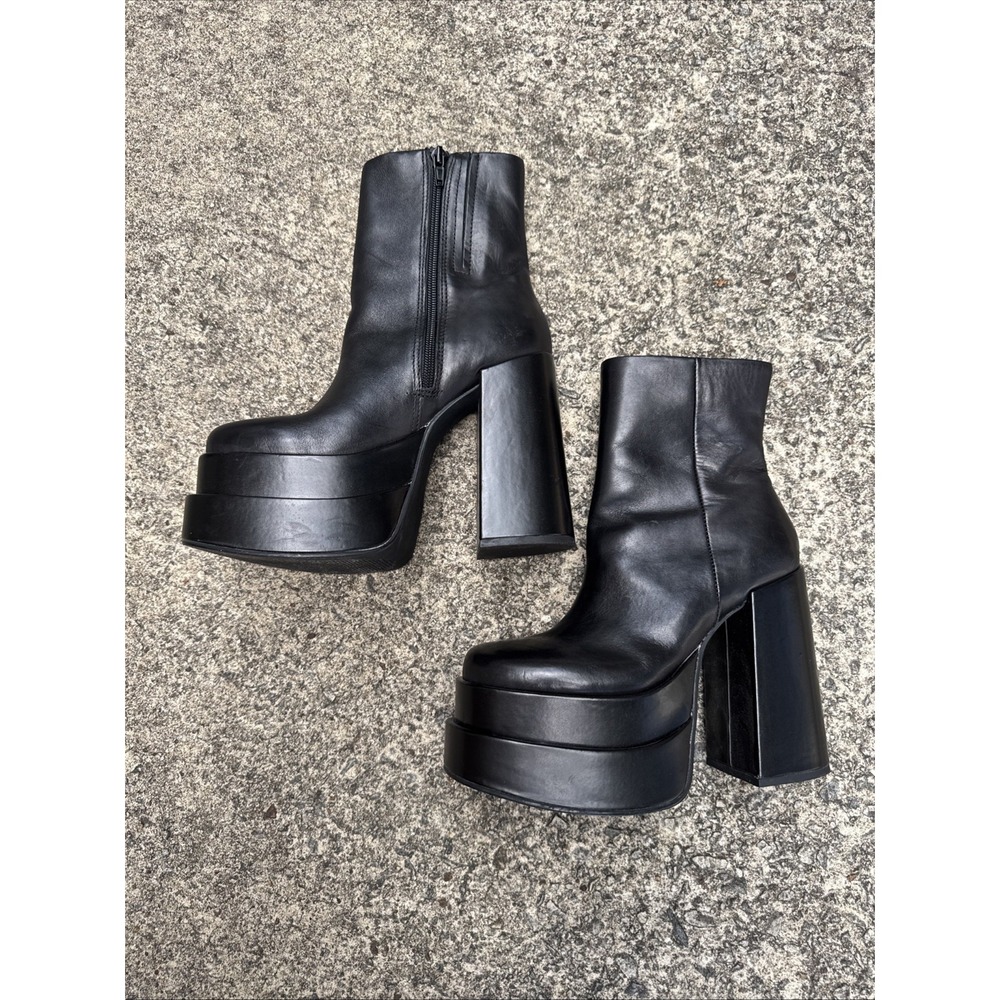 Steve Madden Cobra Women 6 M Black Leather Platform Goth Chunky Grunge Boots